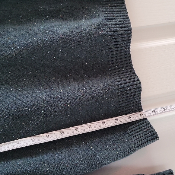 Wind River Green speckled sweater - Picture 6 of 6
